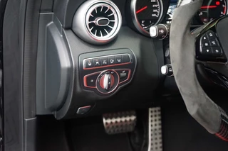 Mercedes-Benz C-Klasse Mercedes-Benz C-Klasse C63 AMG Edition1 One-of-500 - afbeelding nr 18