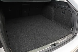 Škoda Superb Skoda Superb 1.4 TSI iV Business Edition Plus | Trekhaak | Stoelverwarming | Camera | Carplay | Virtual Cockpit | Keyless | Full LED | Memory | Navigatie - afbeelding nr 17