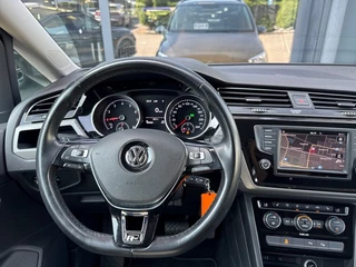 Volkswagen Touran Volkswagen Touran 1.4 TSI DSG COMFORTLINE 7P TREKHAAK/NAVI/CARPLAY/ACC/PDC - afbeelding nr 13