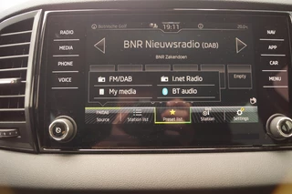 Škoda Karoq Škoda Karoq 1.5 TSI 150pk DSG Business Edition -LED-ECC-CAM-NAVI- - afbeelding nr 28