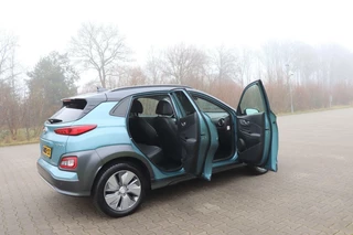 Hyundai Kona Hyundai Kona EV Premium 64 kWh leder stoelverwarming+koeling adaptive cruise & climate control carplay android auto krell - afbeelding nr 52