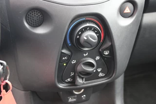 Toyota Aygo Toyota Aygo 1.0 VVT-i x-fun - afbeelding nr 21