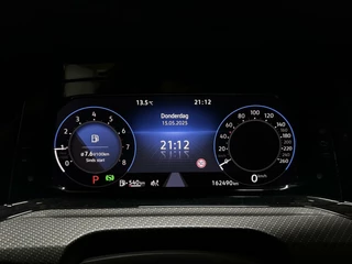 Volkswagen Golf Volkswagen Golf 1.5 eTSI 3x R-Line Pano Carplay Sfeer ACC NAP - afbeelding nr 40