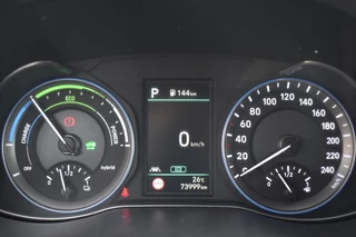 Hyundai Kona Hyundai Kona 1.6 GDI HEV Fashion Cam/Navi/Pdc/Heads-up/trekhaak 