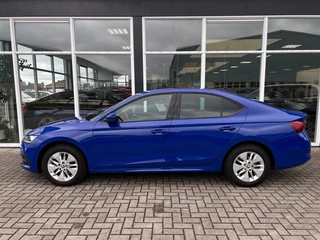 Škoda Octavia Skoda Octavia 1.0 e-TSI Business Edition | Navi | ACC | LED | Apple Carplay/Android Auto | Keyless Entry/Start | PDC | Rijstrooksensor | Climate Control | - afbeelding nr 2