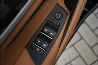 BMW 5 Serie BMW 5 Serie 530i High Ex Luxury Schuifdak Comfortstoel Navi Trekhaak Camera - afbeelding nr 34