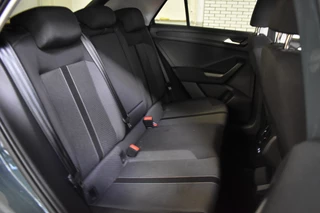 Volkswagen T-Roc Volkswagen T-Roc 1.0 TSI LIFE EDITION VIRTUAL/PDC/NAVI - afbeelding nr 20