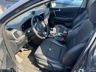 Kia Sportage Kia Sportage 1.6 GDI BLACK EDITION Open dak | Stuurverwarming | Dodehoeksensoren - afbeelding nr 9
