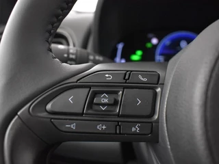 Toyota Yaris Toyota Yaris 1.5 Hybrid 115 Style | Stuur en Stoelverwarming | Parkeersensore - afbeelding nr 17
