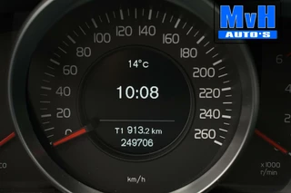 Volvo V40 Volvo V40 1.6 D2 Kinetic INRUIL KOOPJE! GOED ONDERHOUDEN - afbeelding nr 18
