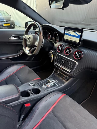 Mercedes-Benz A-Klasse Mercedes-Benz A-klasse AMG 45 4MATIC|Pano|Schaalstoelen|H&K - afbeelding nr 41