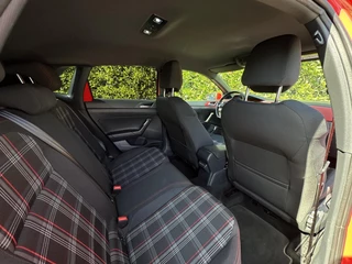 Volkswagen Polo Volkswagen Polo 2.0 TSI GTI, NIEUW MODEL, NAVI, AIRCO, CARPLAY, STOELVERWARMING, PARKEERSENSOREN VOOR/ACHTER, LICHTMETAAL 17
