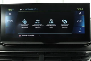 Peugeot 3008 Peugeot 3008 1.6 HYbrid 225 Allure | Stoelverwarming | Adaptive cruise | Camera | Carplay | Half leder | Navigatie | PDC | Sfeerverlichting | Full LED - afbeelding nr 25