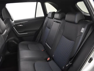 Toyota RAV4 Toyota RAV4 2.5 Hybrid AWD Bi-Tone Panoramadak | PDC V+A | Stoelverwarming | - afbeelding nr 30
