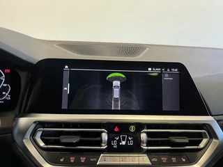 BMW 3 Serie BMW 3-serie Touring 320e Sportline Aut-8 Panoramadak HUD Laser Licht Adaptive Cruise Trekhaak Leder Navi PDC VA - afbeelding nr 24