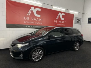 Toyota Auris Toyota Auris 1.8 Hybrid Lease - NAVI/XENON/PANODAK/CAM/NAP - afbeelding nr 1