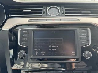 Volkswagen Passat Volkswagen Passat Variant 1.6 TDI Connected Series Plus - afbeelding nr 13