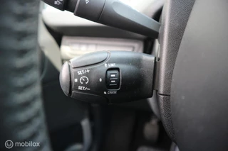 Peugeot 208 Peugeot 208 1.2 PureTech Blue Lease STYLE AIRCO/NAVIGATIE - afbeelding nr 10