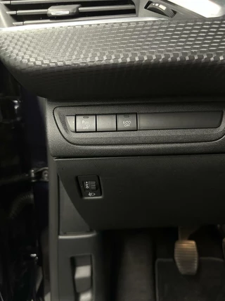 Peugeot 208 Peugeot 208 1.2 PureTech Active Pack|Airco|Navi|Cruise|NAP|AppleCarplay| - afbeelding nr 16