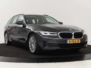 BMW 5 Serie BMW 5-serie 530e Business Edition Plus | LaserLight | Leder |  Stoelverwarming | Carplay | Live Cockpit | Navigatie | Memory | Parkeerhulp | Climate control - afbeelding nr 42