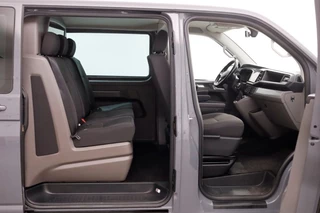 Volkswagen Transporter Volkswagen Transporter T6.1 2.0 TDI 150pk DSG-Automaat Lang D.C. Bulli ACC/LED/Camera 11-2020 - afbeelding nr 3