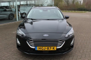 Ford Focus Ford Focus Wagon 1.0-125pk EcoBoost Mild-hybrid Titanium. Mooie, ruime, luxe en comfortabele Ford Focus wagon ! Volautm. airco dual, camera, stoel-, stuur- en voorraamverw., easy entry/easy go, cruise control, Isofix, side- en lane assist, parkeersensoren v+a, LM wielen etc. - afbeelding nr 46