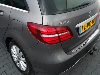 Mercedes-Benz B-Klasse Mercedes B-klasse 180 Automaat Ambition | Navigatie | Stoelverwarming | Trekhaak | 37.557 km - afbeelding nr 40