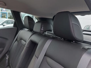 Renault Kadjar 1.2 TCe 131pk Intens Pack-Tech | Navi | Clima | Cruise | Keyless Entry | Pdc V+A+Assist+Camera | Dodehoek+Rijstrook+Licht+Regensensor | Mistlampen | Privacy Glass | 17''lm - afbeelding nr 26