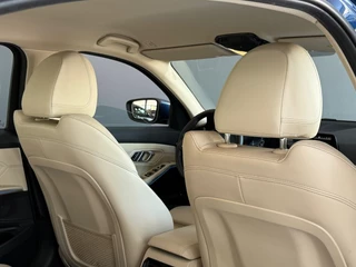 BMW 3 Serie BMW 3-serie 330e 258PK Sport Edition Leder|Sfeer|LED|Dealer Onderhouden - afbeelding nr 7