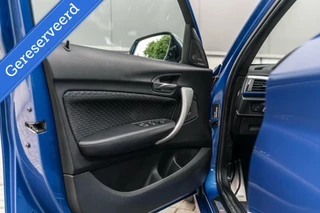 BMW 1 Serie BMW 1-serie M140i Alcantara Memory Dak Harman Kardon - afbeelding nr 25