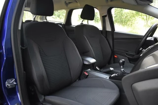 Ford Focus Ford Focus Wagon 1.0 Titanium |CLIMATE|PARKEERHULP|PDC|NAVI|CARPLAY|VOORRUITVERWARM. - afbeelding nr 35