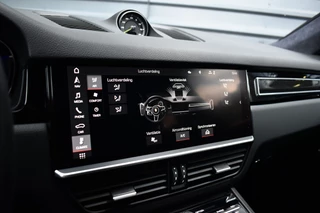 Porsche Cayenne | Carbon Exterieur | Carbon Dak | 22'' GT Design Wielen | Sportuitlaat | - afbeelding nr 15