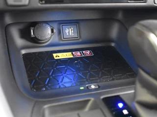 Toyota RAV4 Toyota RAV4 2.5 Plug In Hybride Bi-Tonen | PDC V+A | JBL | Stuur en Stoelver - afbeelding nr 28