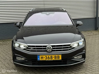 Volkswagen Passat Volkswagen Passat Variant 2.0 TDI Elegance Business R-Line - afbeelding nr 3