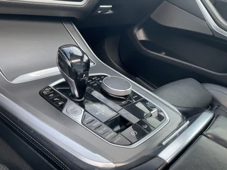 BMW X5 BMW X5 xDrive45e M-Sport High Ex Massage Pano HUD Trekhaak Laser-Led Harman/Kardon VOL! - afbeelding nr 29