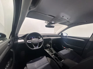 Volkswagen Passat Volkswagen Passat Variant 1.4 TSI PHEV GTE Business | Stoelverwarming | Trekhaak | DSG | Virtual Cockpit - afbeelding nr 8