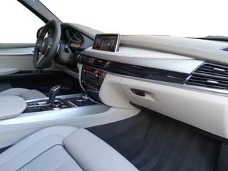 BMW X5 BMW X5 xDrive50i High Executive individual M-sport - afbeelding nr 3