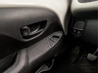 Peugeot 108 Peugeot 108 1.0 e-VTi Sport (5 DEURS, NAVIGATIE, AIRCO, ELEK RAMEN, SPORTSTOELEN, NIEUWE APK, XENON, NIEUWSTAAT) - afbeelding nr 22