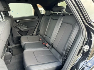 Audi Q3 Audi Q3 35 TFSI 150pk 2 x S Line S-Tronic Dynamic Light LED Keyless Sfeerverlichting CarPlay Leder Stlvw - afbeelding nr 37