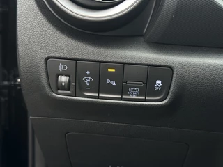 Hyundai Kona Hyundai Kona 1.6 GDI HEV Fashion / Stoel & Stuurverwarming / 18inch wielen - afbeelding nr 20