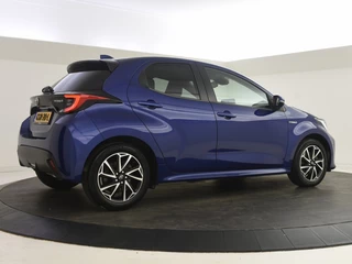 Toyota Yaris Toyota Yaris 1.5 Hybrid Dynamic Limited | Led | Stuur en Stoelverwarming - afbeelding nr 14
