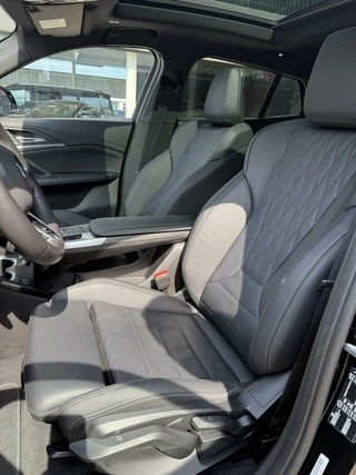 BMW X2 BMW X2 sDrive20i| M-Sport|Pano|LED| H&K! - afbeelding nr 24
