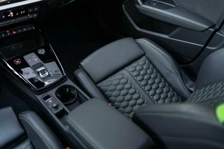 Audi RS3 Audi RS 3 2.5 TFSI quattro HUD Pano Hulk B&O Keramisch - afbeelding nr 72