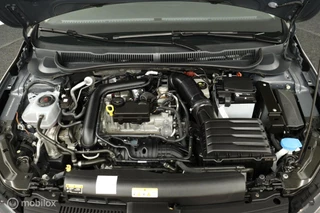 Volkswagen Polo Volkswagen Polo 1.0 TSI 95Pk Comfortline 5-Deurs | Airco | Adaptief cruise | Apple-carplay | NL Auto | DEALER-STAAT - afbeelding nr 22