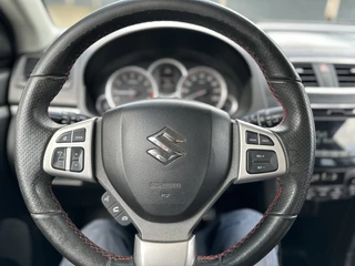 Suzuki Swift Suzuki Swift 1.6 Sport 5DRS*136PK*Xenon Stoelvw*ECC*Cruise*MF stuur - afbeelding nr 2