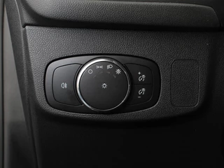 Ford Focus Ford Focus Wagon 1.0 EcoBoost Hybrid ST Line Navigatie Climate Control Led Dab Camera Parkeer sensoren Cruise Control Lichtmetalen velgen - afbeelding nr 14