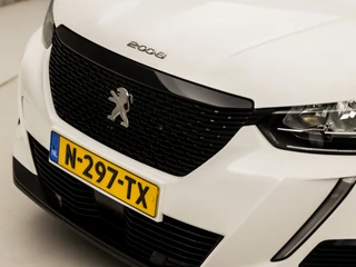 Peugeot 2008 (APPLE CARPLAY, LANE ASSIST, SPORTSTOELEN, PARKEERSENSOREN, CRUISE, DAB+, NIEUWE APK, NIEUWSTAAT) - afbeelding nr 27