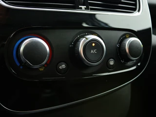 Renault Clio Renault Clio 0.9 TCe Life | Cruise Control | Airco | Radio | - afbeelding nr 32