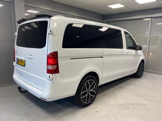 Mercedes-Benz Vito Mercedes-Benz Vito Black & White Lang Edition 140 pk| 19' BI-Color velgen | Bumpers in kleur | Trekhaak | Betimmering | - afbeelding nr 4