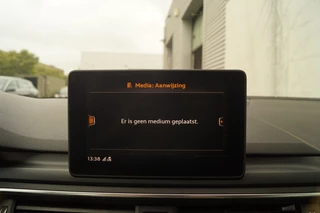 Audi A4 Audi A4 Avant 30 TDI Automaat -NAVI-LEER-ECC-PDC- - afbeelding nr 25